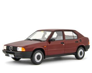 Alfa Romeo 33 1.3S Edizione 1985 Rosso amaranto Laudoracing 1:18 Resinemodell (Türen, Motorhaube... nicht zu öffnen!)